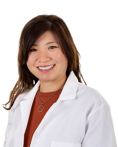 Physician photo for Lian Quach